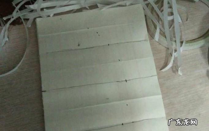 如何制作卡纸做灯笼的教学-新年灯笼教程