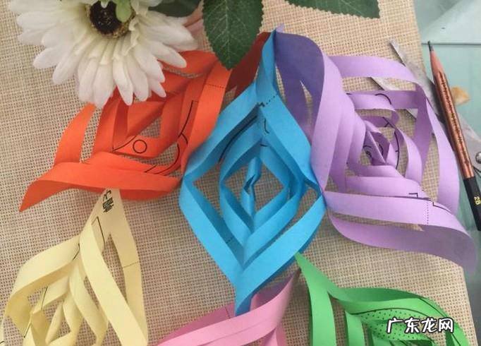 如何制作3D立体雪花