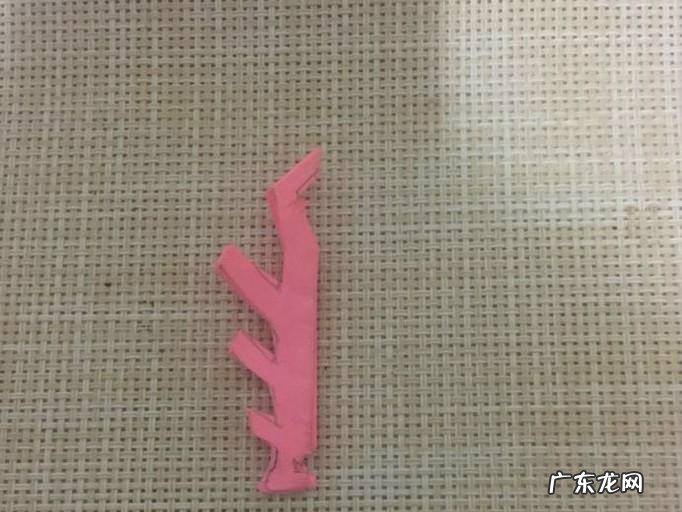 剪纸雪花的手工制作流程