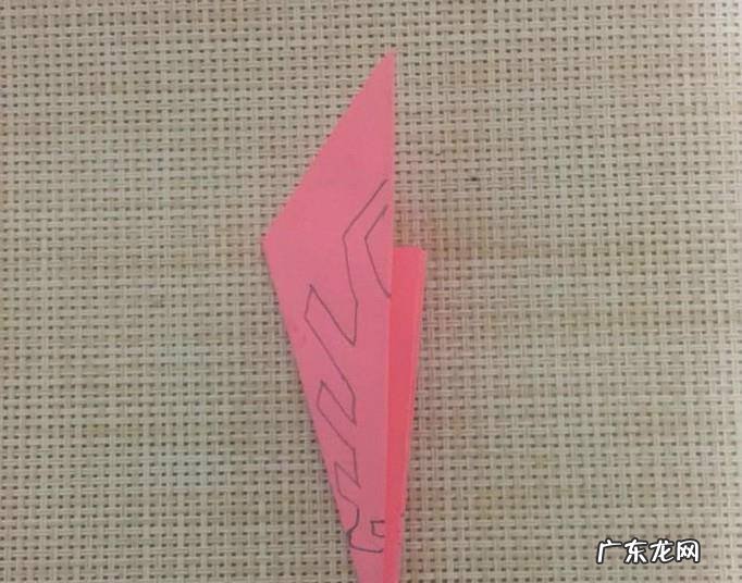 剪纸雪花的手工制作流程