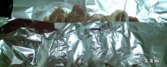烤箱锡纸用哪面,烤箱烧烤锡纸用哪一面