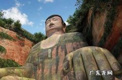 乐山大佛让你坐是什么梗？乐山市民：你咋不上天呢!