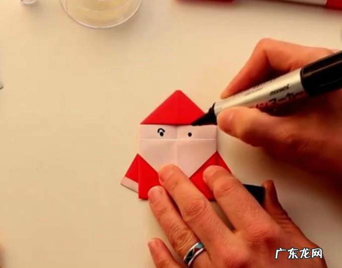 圣诞节教你如何纸折圣诞老人