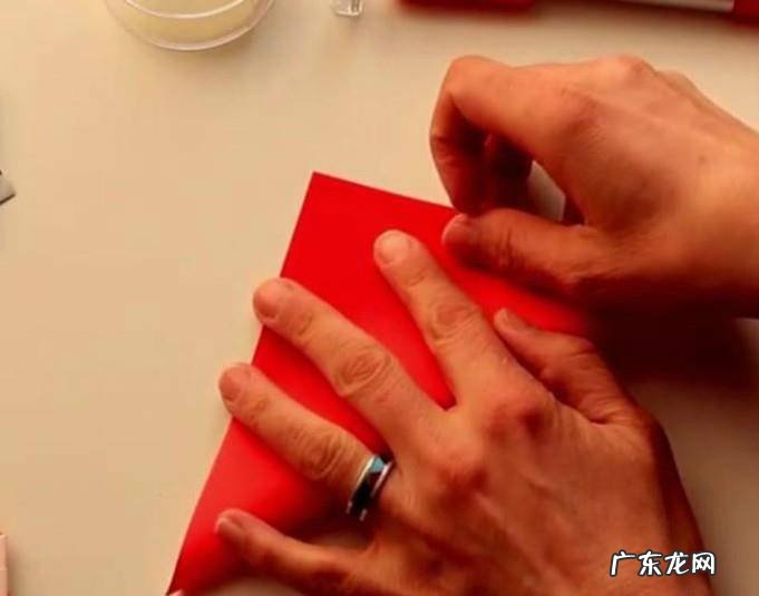 圣诞节教你如何纸折圣诞老人