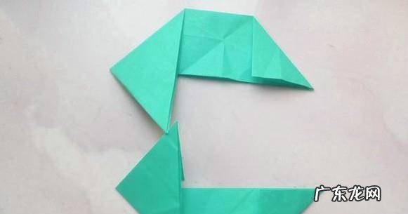 趣味折纸——飞镖的折法