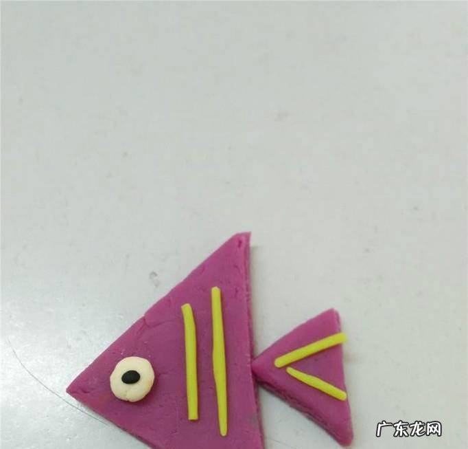 幼儿园手工太空泥橡皮泥小鱼制作教程