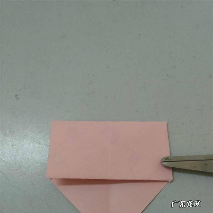 幼儿园手工折纸——蘑菇