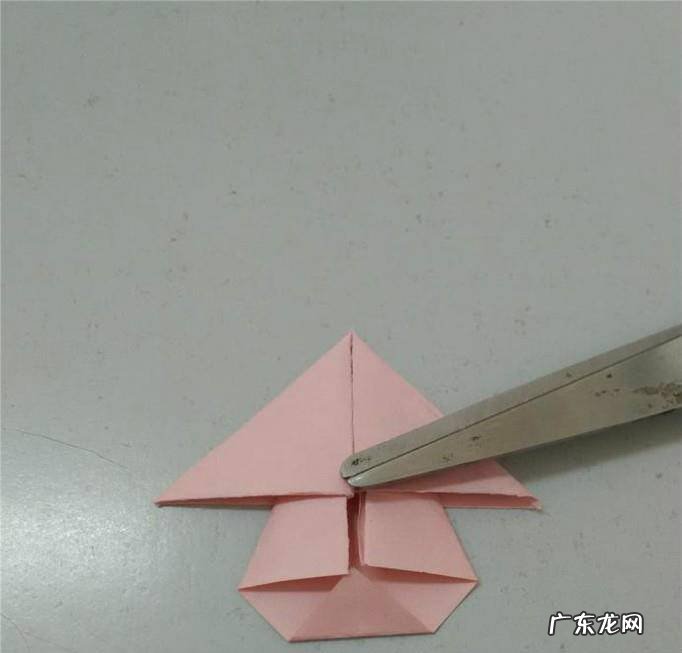 幼儿园手工折纸——蘑菇