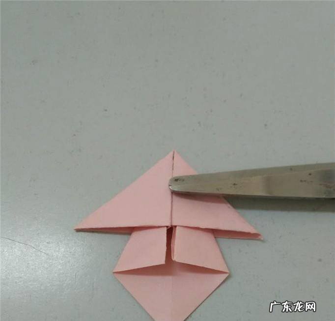 幼儿园手工折纸——蘑菇