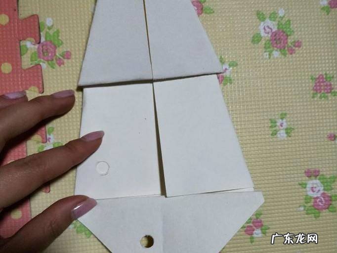 手工折纸制作：一起折圣诞树