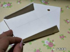 手工折纸制作：一起折圣诞树