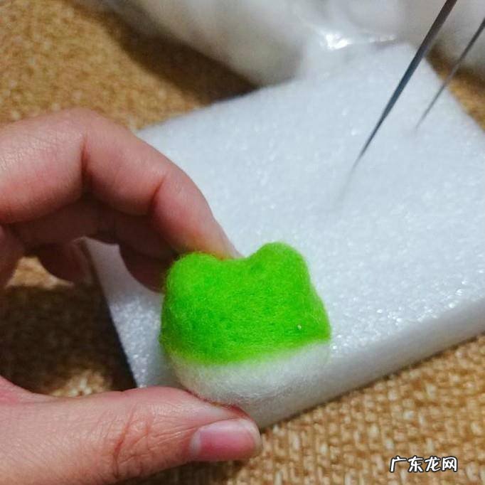 羊毛毡旅行青蛙