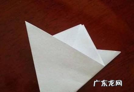 简单剪纸—圣诞雪花的剪法