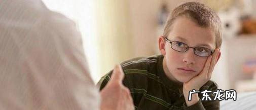 很多家长对别人孩子有礼貌却对自己孩子坏脾气