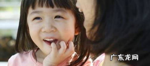孩子总是做些影响他人的行为家长应该怎么教育