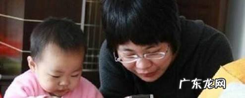 孩子总是玩手机怎么办