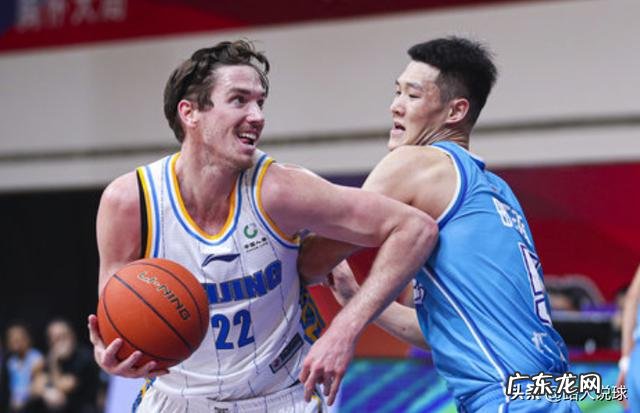 CBA排名大乱！广东连胜晋级前三 布莱德索51分 上海力克江苏夺8连胜