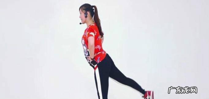 怎样练翘臀10个动作练出翘臀美臀