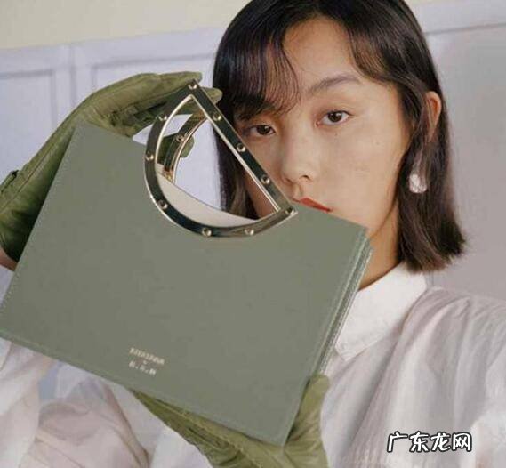 夏天是什么色调的