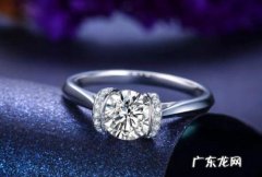30分钻戒属于什么档次 如何挑选合适的钻戒