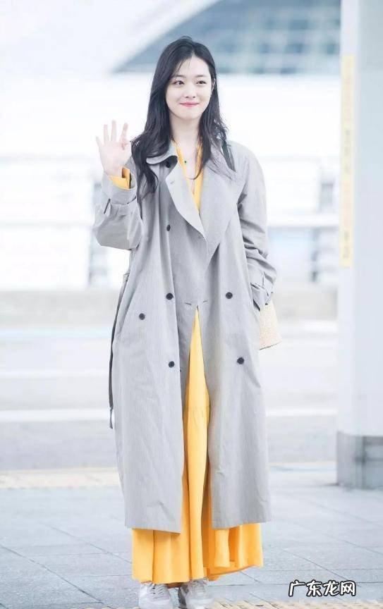 秋天穿风衣怎么搭配衣服