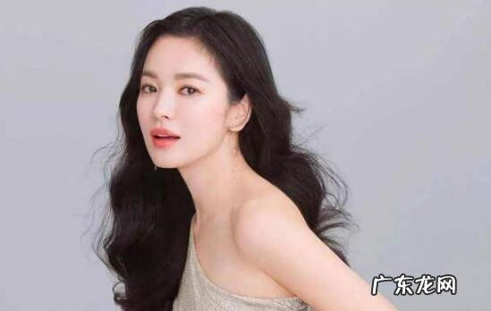 50岁女人什么发型减龄显年轻