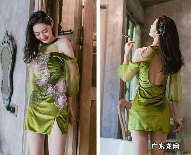 海边度假穿什么泳衣