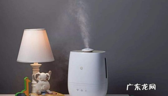 加湿器用纯净水太贵怎么办水 加湿器里面的水第二天还可以用吗