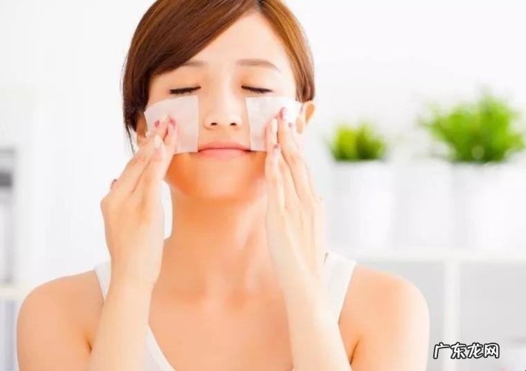 美白精华能涂眼周吗 面部精华可以擦在眼睛周围吗