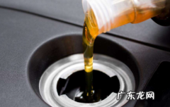 水箱不用防冻液用水行吗 防冻液是不是水箱水