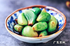 蒜和牛奶能不能一起吃 腊八蒜和牛奶可以同食吗
