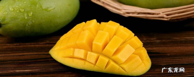 芒果汁弄到衣服上应该怎么办,芒果汁洒在衣服上怎么办