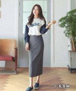 30岁女人穿卫衣搭配什么衣服