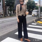 奶奶衫要搭配什么裤子
