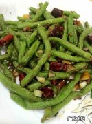 豆角怎么做好吃干煸豆角？大厨教你这样做,香辣下饭真好吃!