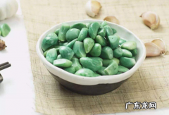 腊八蒜吃起来有辣味 腊八蒜吃完嘴巴会有味吗