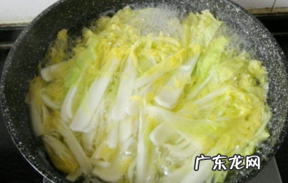 水煮白菜的做法减肥 水煮白菜减肥法怎么煮