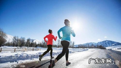 冬天怎么锻炼身体?这4个动作每天坚持做,身体越来越棒!
