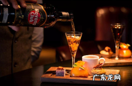 白朗姆酒配什么饮料喝 朗姆酒混合什么饮料