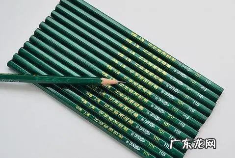 铅笔笔芯是石墨还是铅