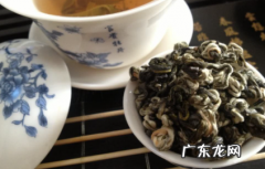 去火去口臭喝什么茶好? 喝什么茶可以清新口气去除口臭