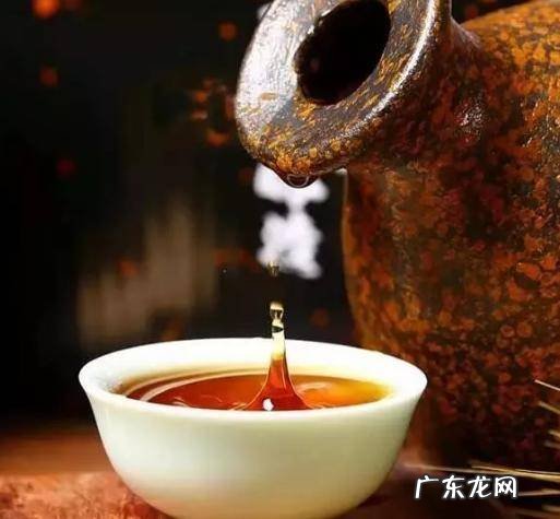 黄酒是什么颜色的