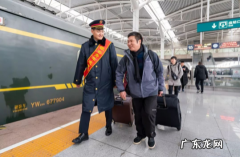 春运火车票在火车站买好买 春运火车票买一张好买还是买四张好买