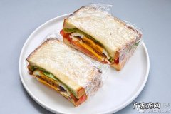 三明治加热后还能用保鲜膜包着吗？看完你就懂了,原来以前都做错了