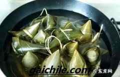 粽子煮熟后要闷多久