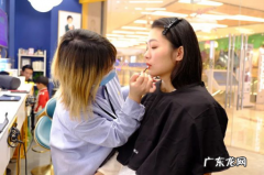 在海马体拍照要多少钱 海马体拍照化妆需要额外的钱吗