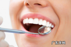 拔牙后脸部肿胀怎么办 拔牙后脸肿睡觉怎么躺