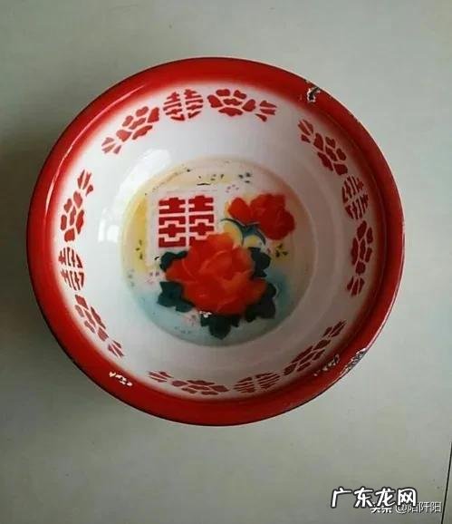 能不能讲一个你以前觉得没什么,现在觉得特恶心的事情