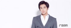 归还世界给你叶齐磊扮演者
