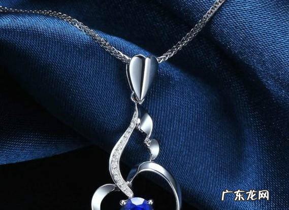 如何选购钻石项链钻石项链哪个好